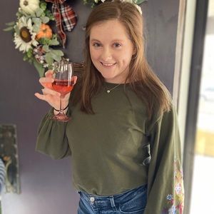 Meet your Posher, Alyssa